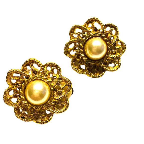 Vintage Clip On Earrings Gold Surround Style Rounds Faux Pearl Beads 1980's Chic - Picture 2 of 7